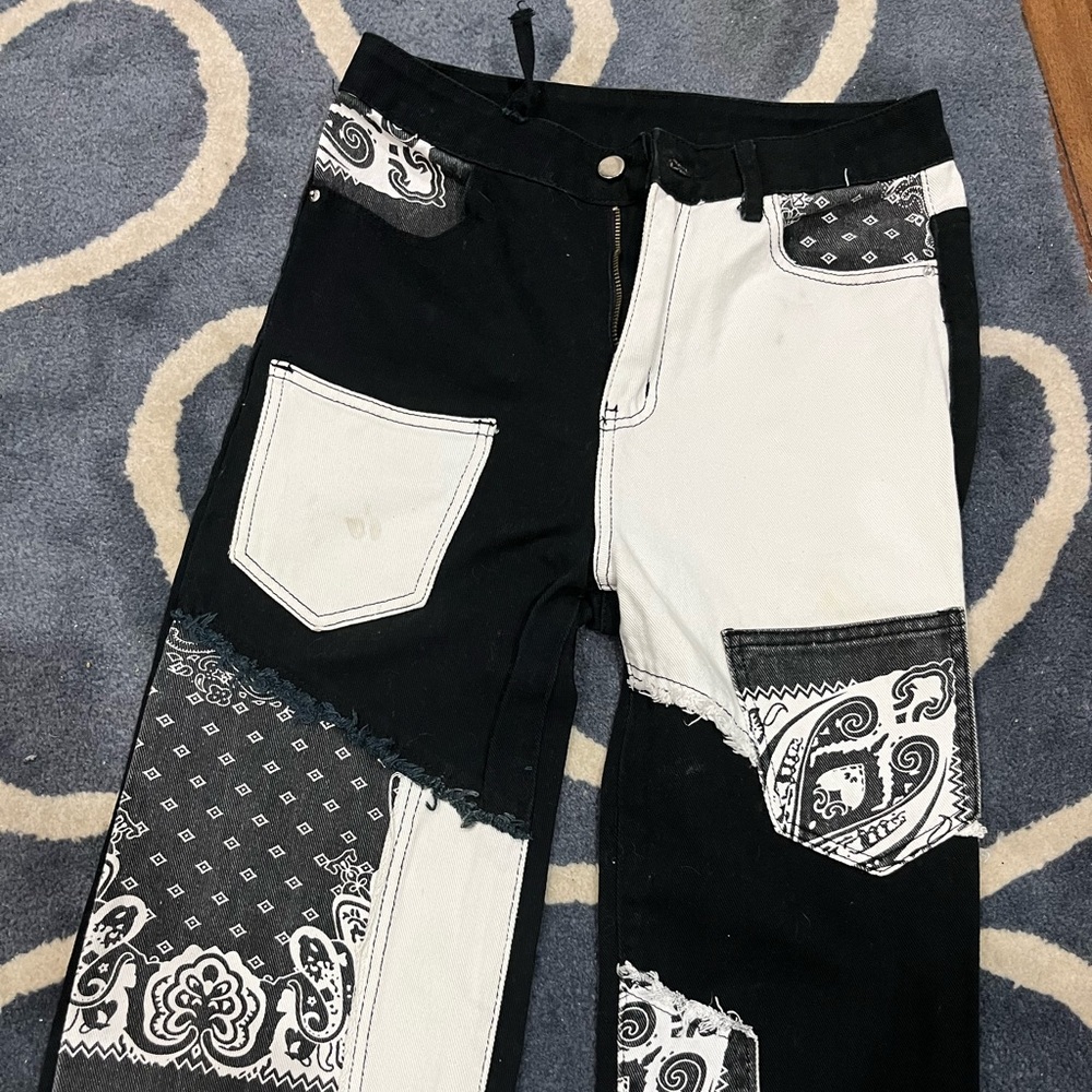 Upcycled patchwork jeans - Picture 5 of 5